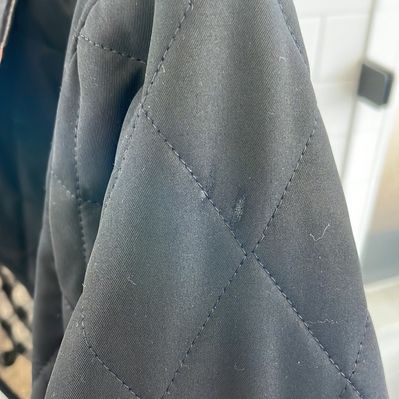 Burberry Quilted Jacket Black - Picture 8 of 11